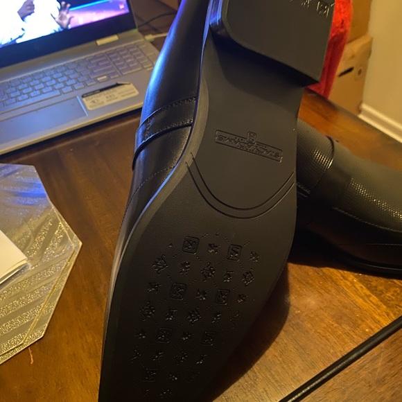 Men's Beau Bit Perforated Leather Loafer - Picture 4 of 7